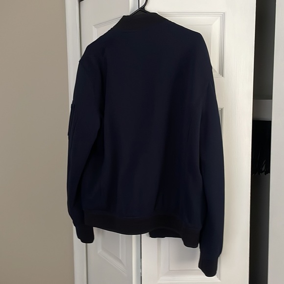 Zara Man blue woven bomber jacket. Size is XL but NOTE this fits more like a L. - Picture 2 of 7